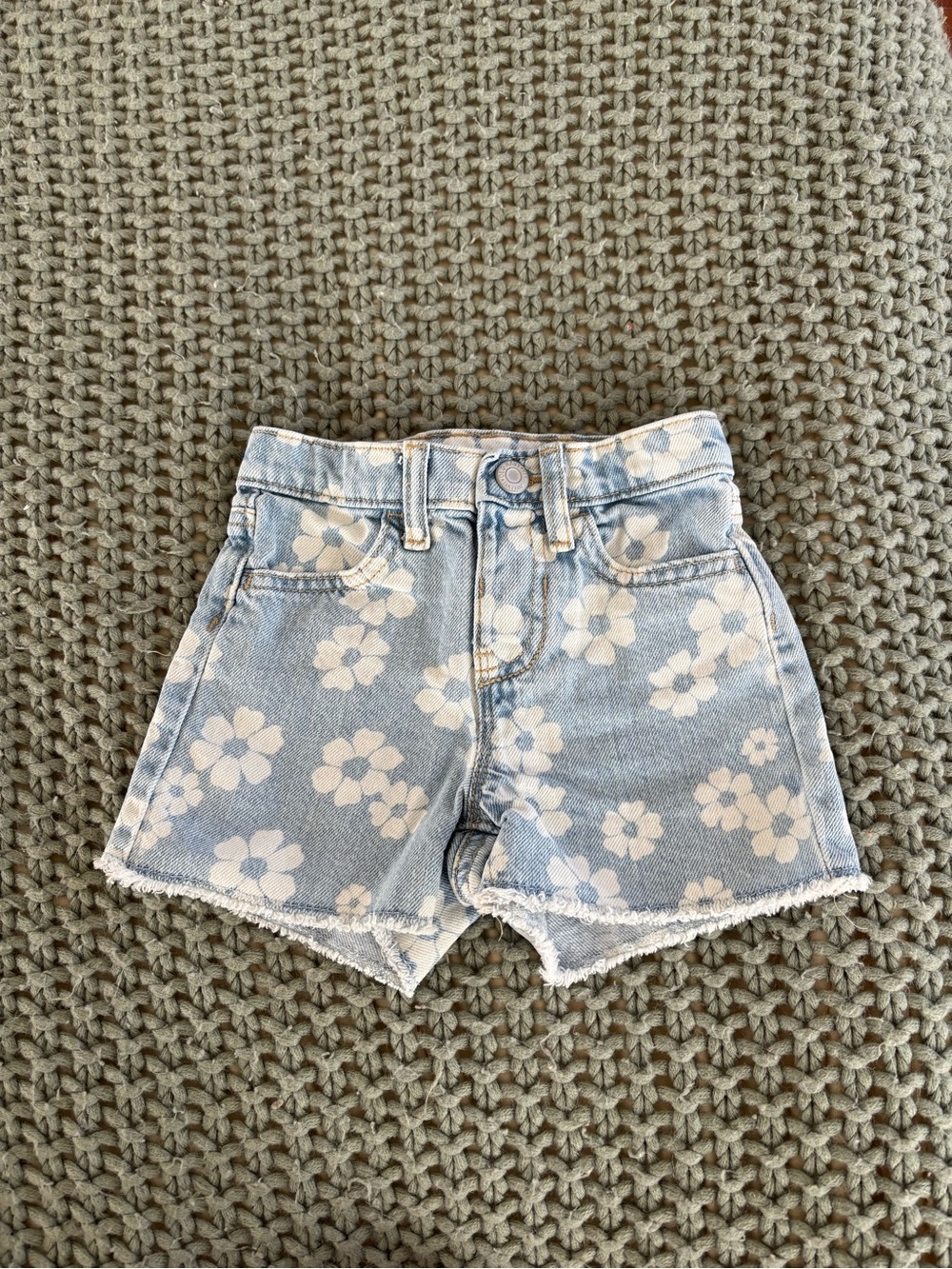 Old Navy Girls 3T High Waisted Denim Shorts Cotton White Floral Raw Hem